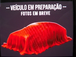 VOYAGE TREND. 1.6 FLEX 2014  Completo, Airbag, Abs, Som, Alarme, cor Branca, Ar, Dh, Trio, com 68mlkm, bem Conservado. 